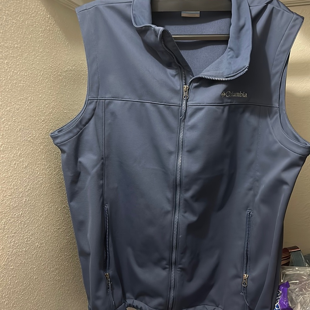 NWOT Columbia Vest